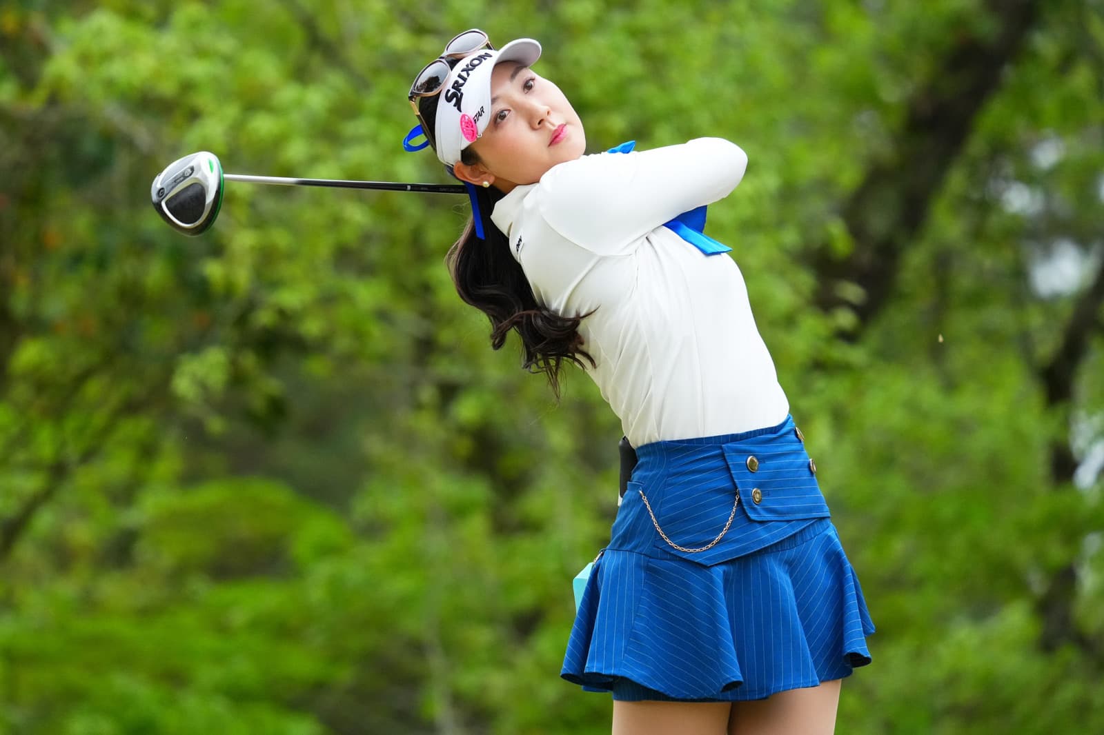 荒井舞プロのスイング写真